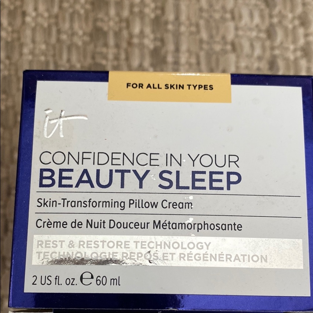IT Cosmetics Blue Moisturizer Night Cream